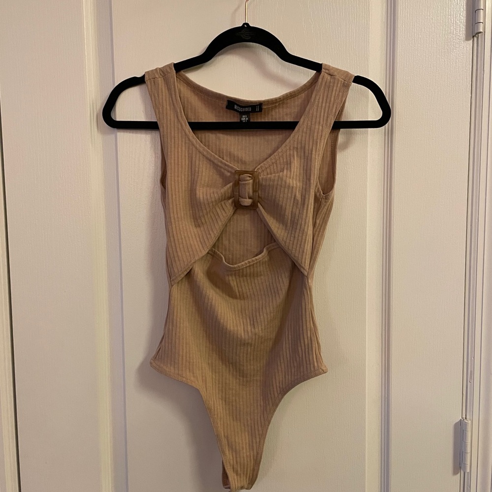NWOT tan bodysuit size 2
